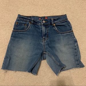 Vintage Levi Mid length shorts
